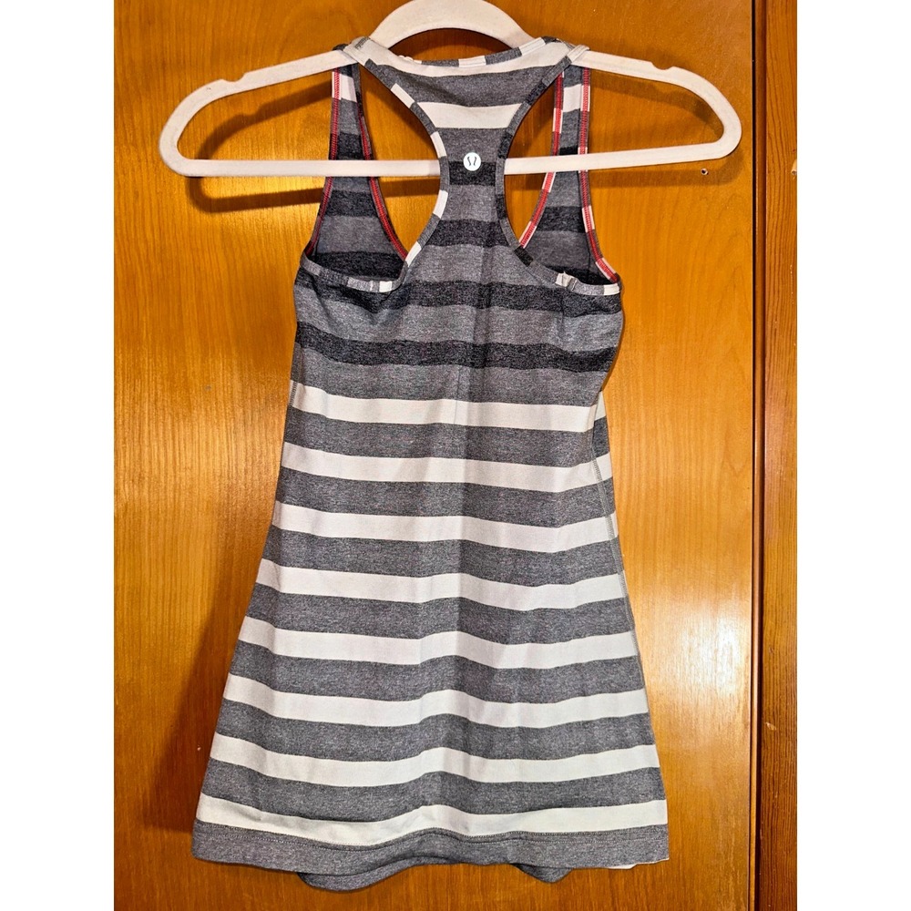 Lululemon 2 Cool Athletic Racerback Tank Marshmallow Ombre Stripe Gray Black - Picture 2 of 3
